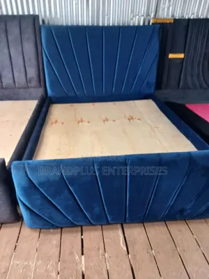 Chester Bed