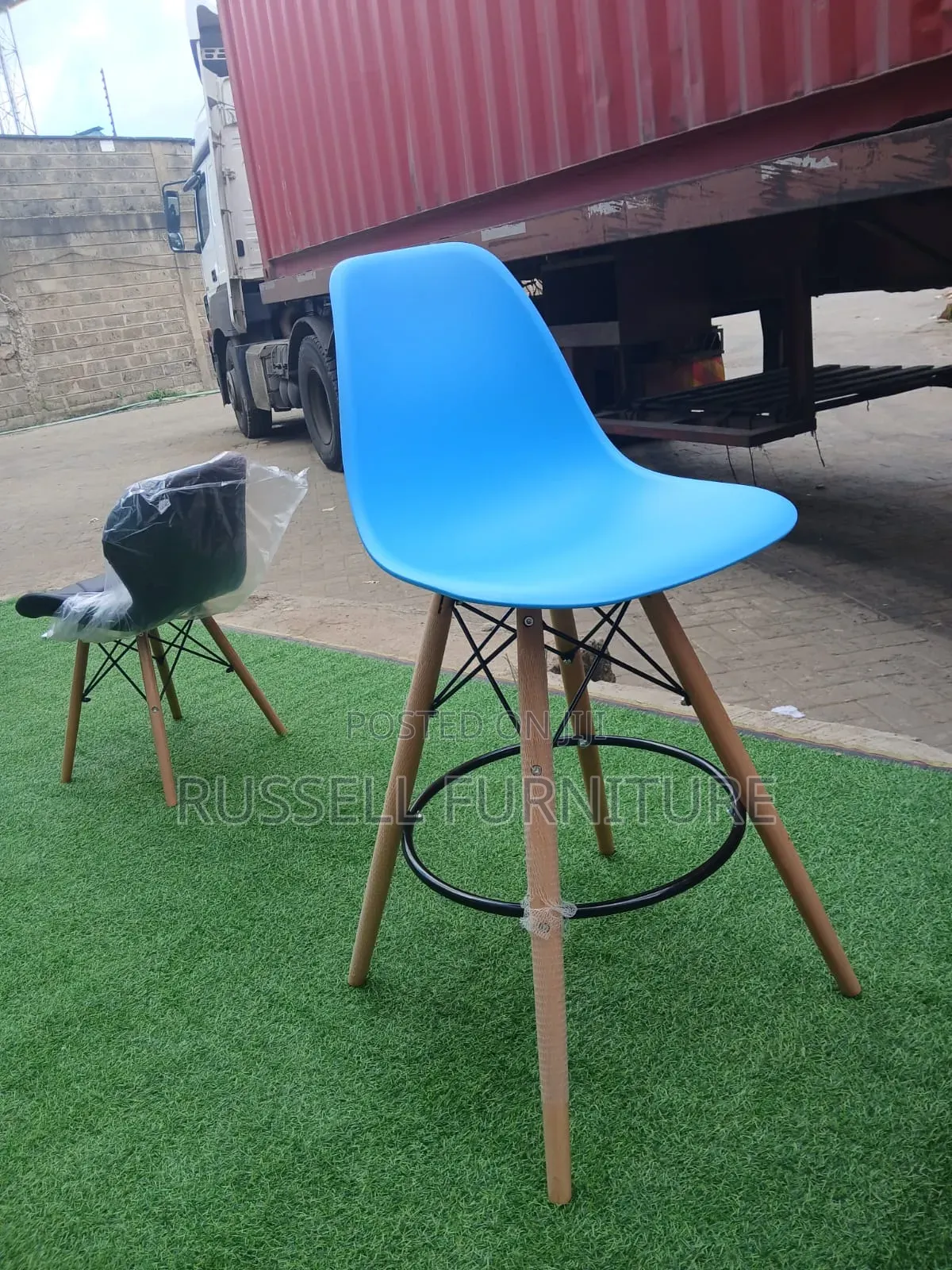 Bar Eames Stool