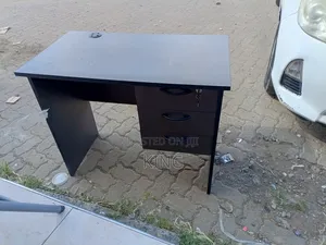 Gray Office Desk 0.9