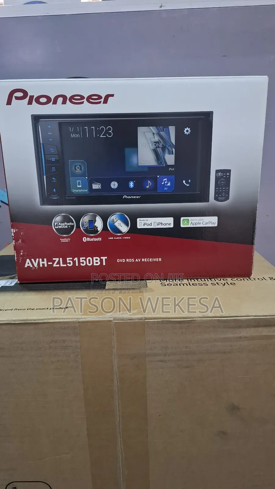 Pioneer AVH-Z5250BT Stereo