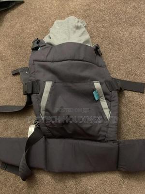 Hooded Baby Carrier Xr4 - thumbnail 2