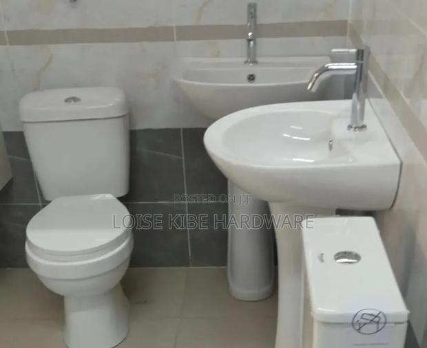 New Seat Toilet Available Toilet Handwash Basin