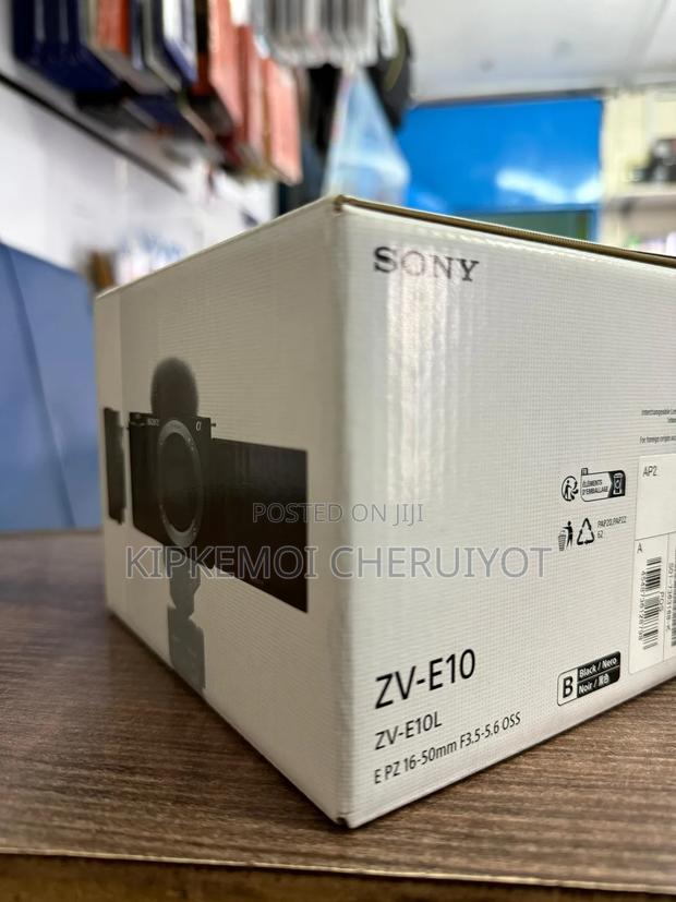 Sony Zv-E10 Mirrorless Camera - thumbnail 4