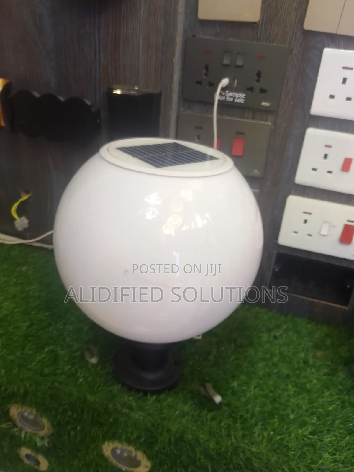 Solar Garden/Gate Light