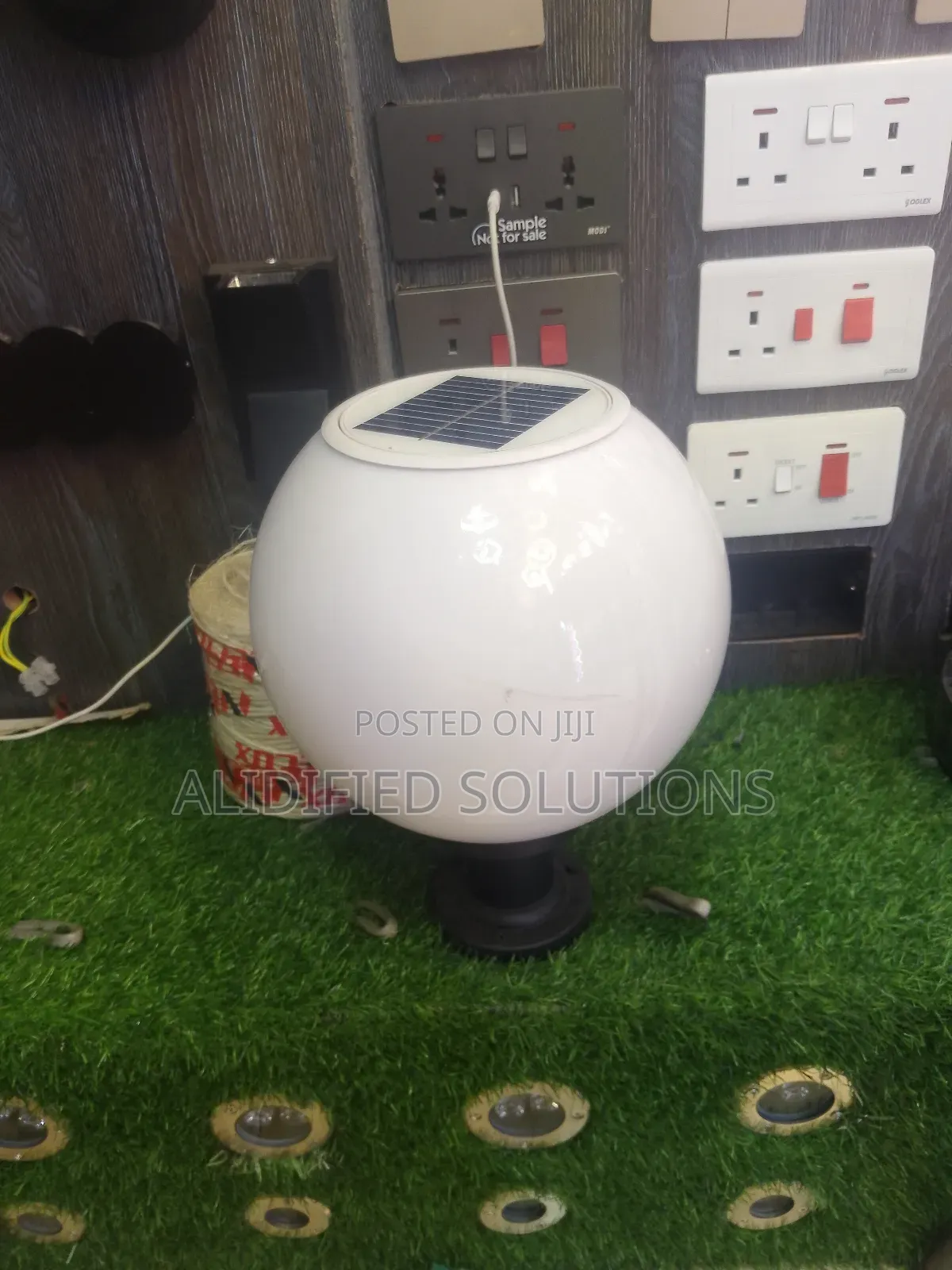 Solar Garden/Gate Light