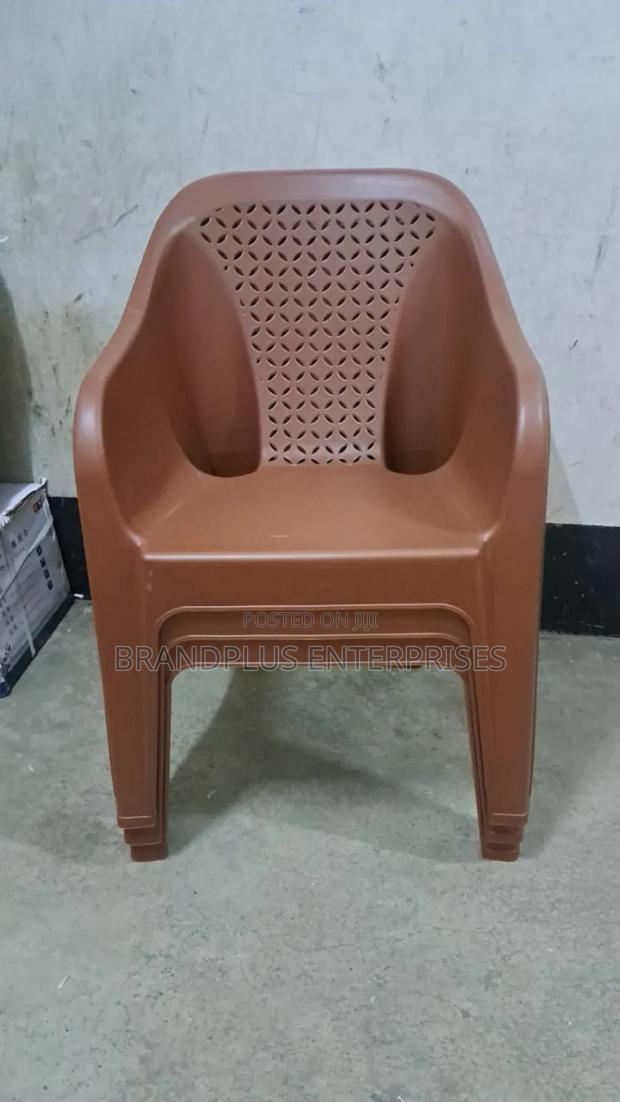 Brown Skyplast Plastic Chair