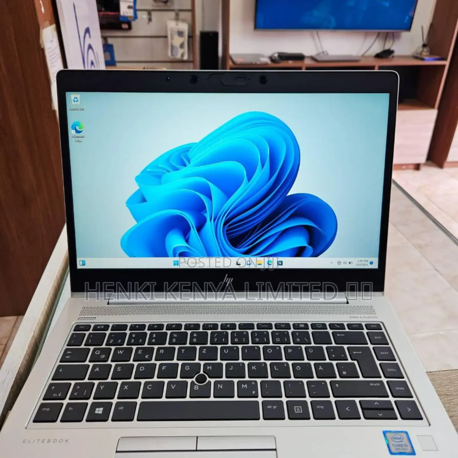 New Laptop HP EliteBook X360 1030 G2 16GB Intel Core I5 SSD 512GB