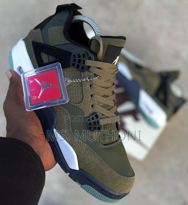 High Quality Jordan 4 Olive / Black Cat / Grey - thumbnail 3