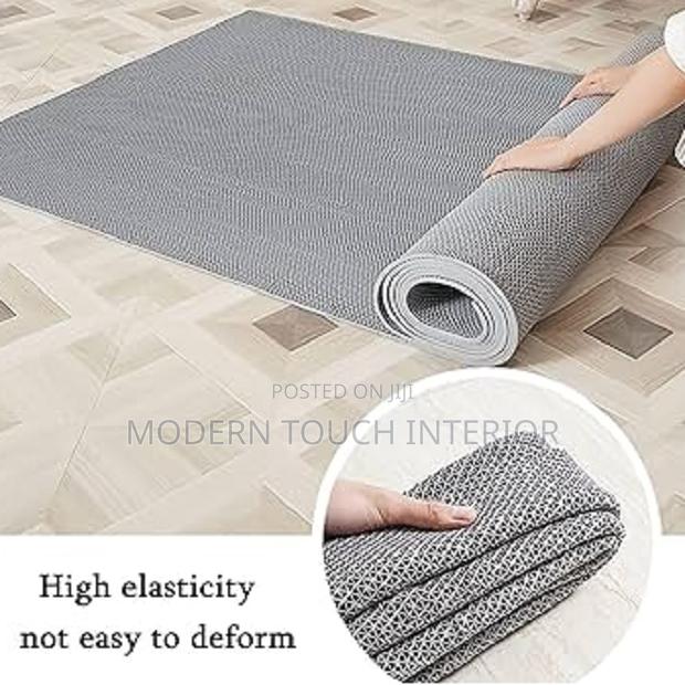 PVC Spaghetti Carpet With Perforations for Drainage