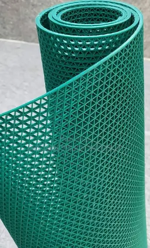 Modern Anti-Slip Perforated Spaghetti Carpets