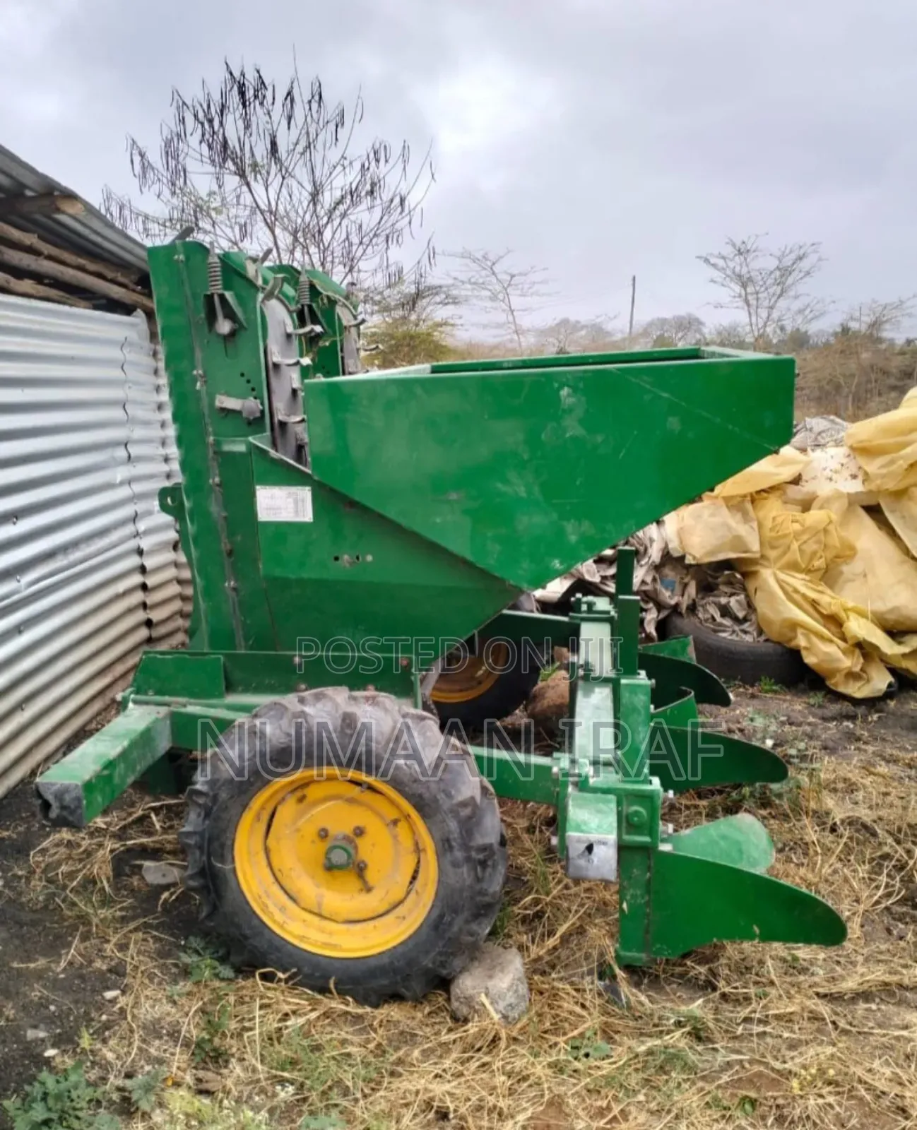 Potato Planting Machine