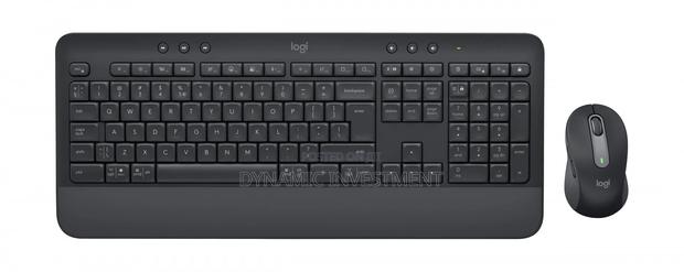 Logitech Signature MK650 Combo Keyboard and Mouse- QWERTY - main view