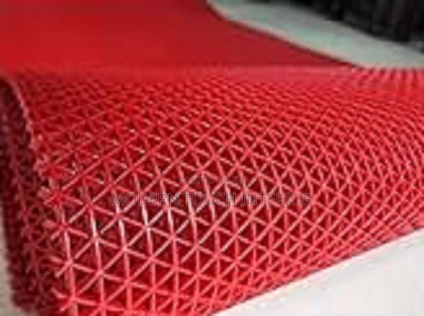 Resilient PVC Perforated Spaghetti Carpet