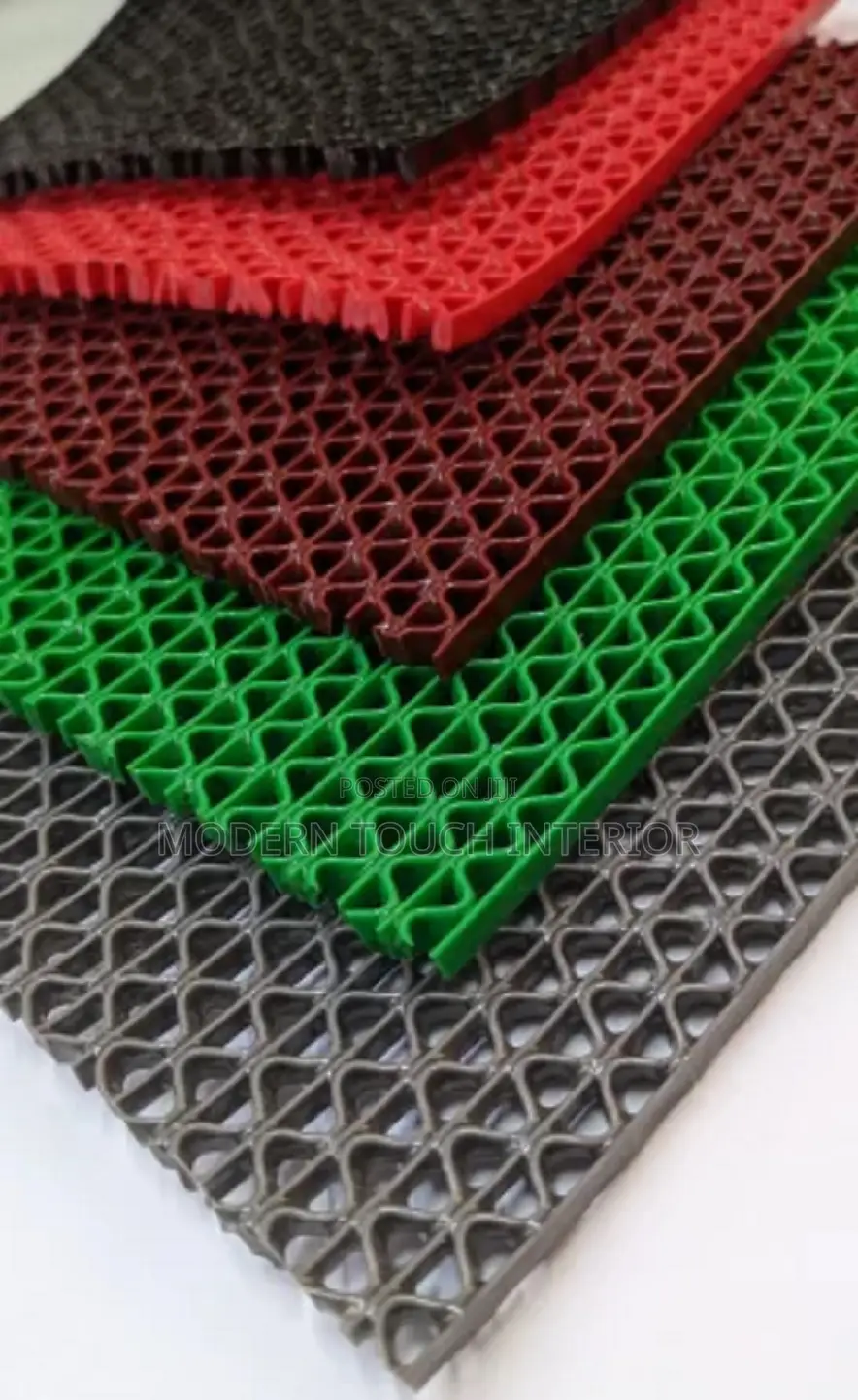 PVC Perforated Commercial Spaghetti Carpet