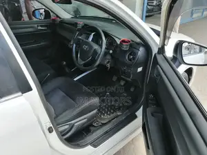 Toyota Corolla Fielder 2017 White