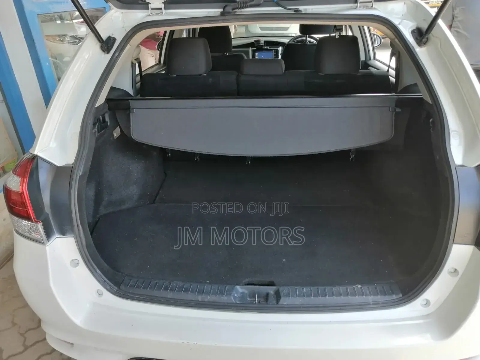Toyota Corolla Fielder 2017 White