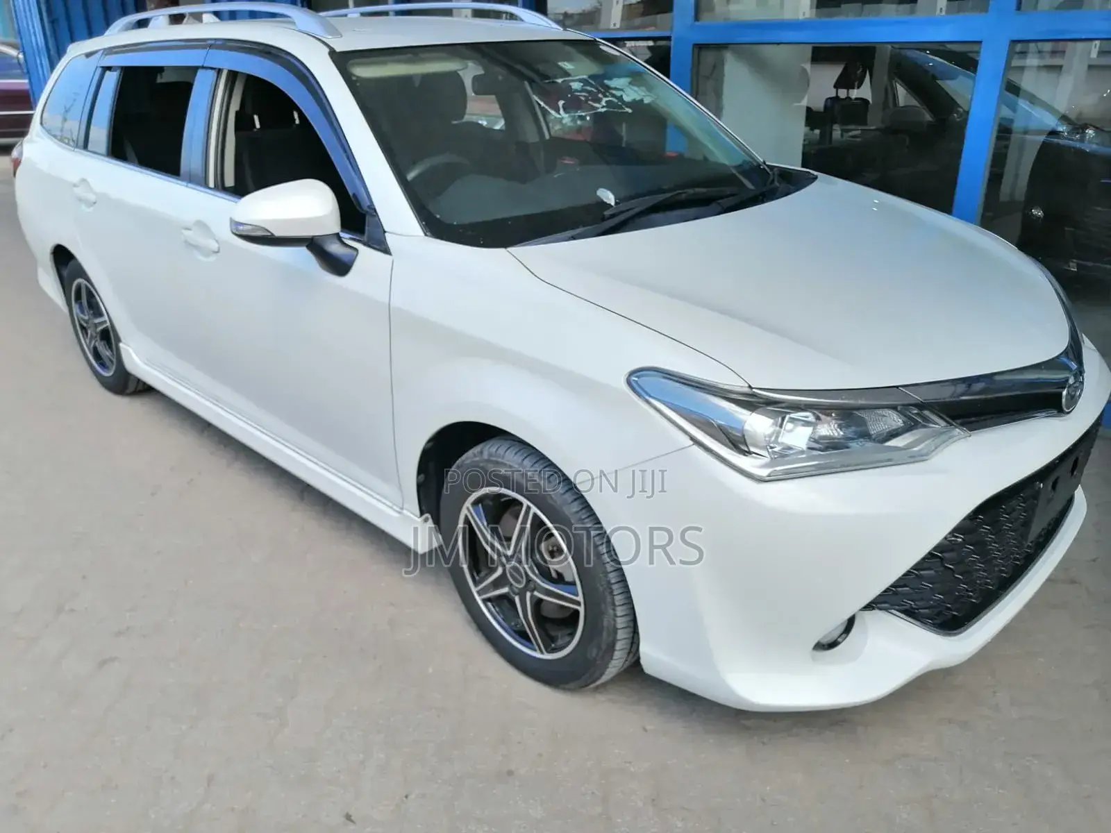 Toyota Corolla Fielder 2017 White