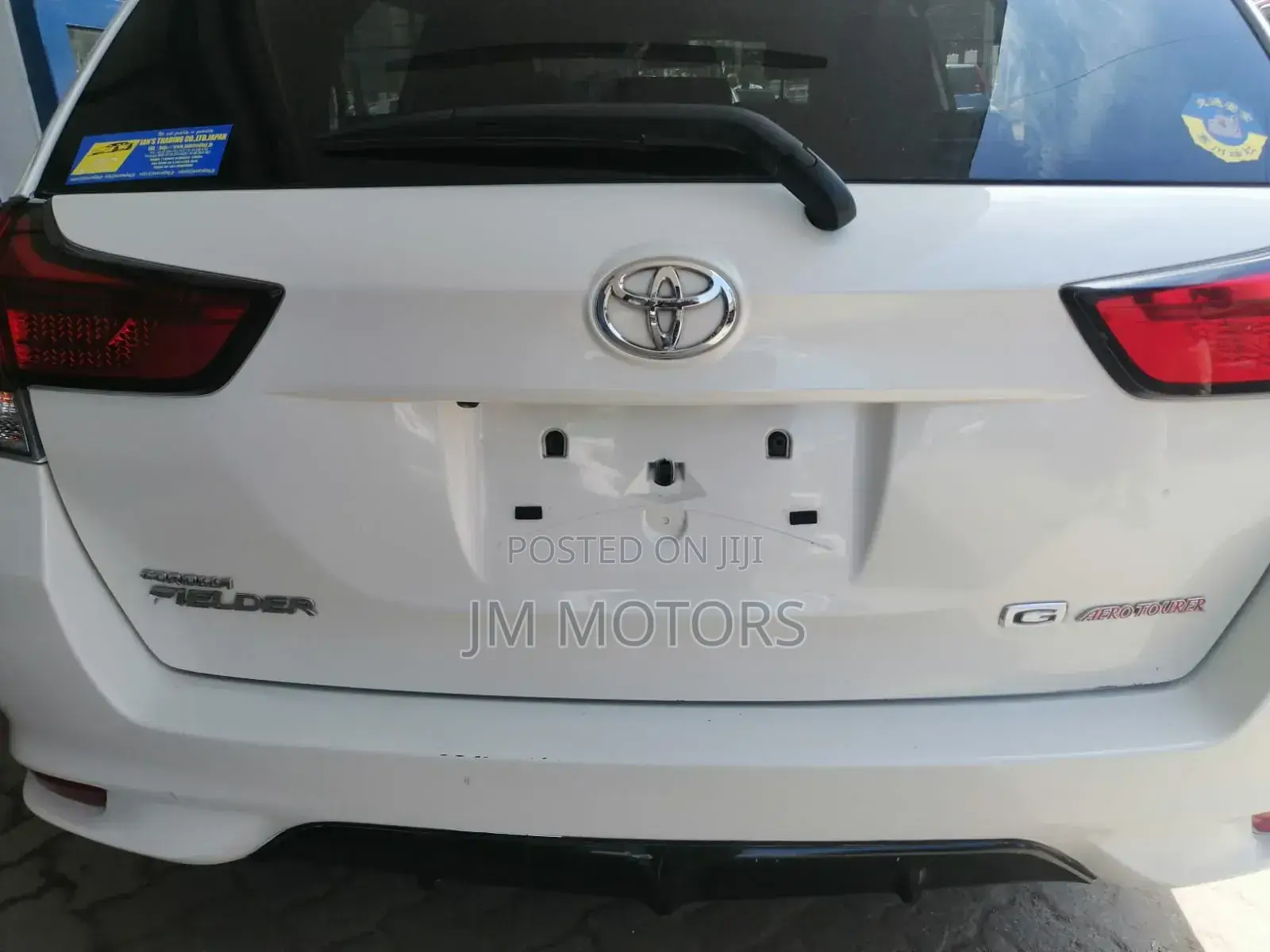 Toyota Corolla Fielder 2017 White