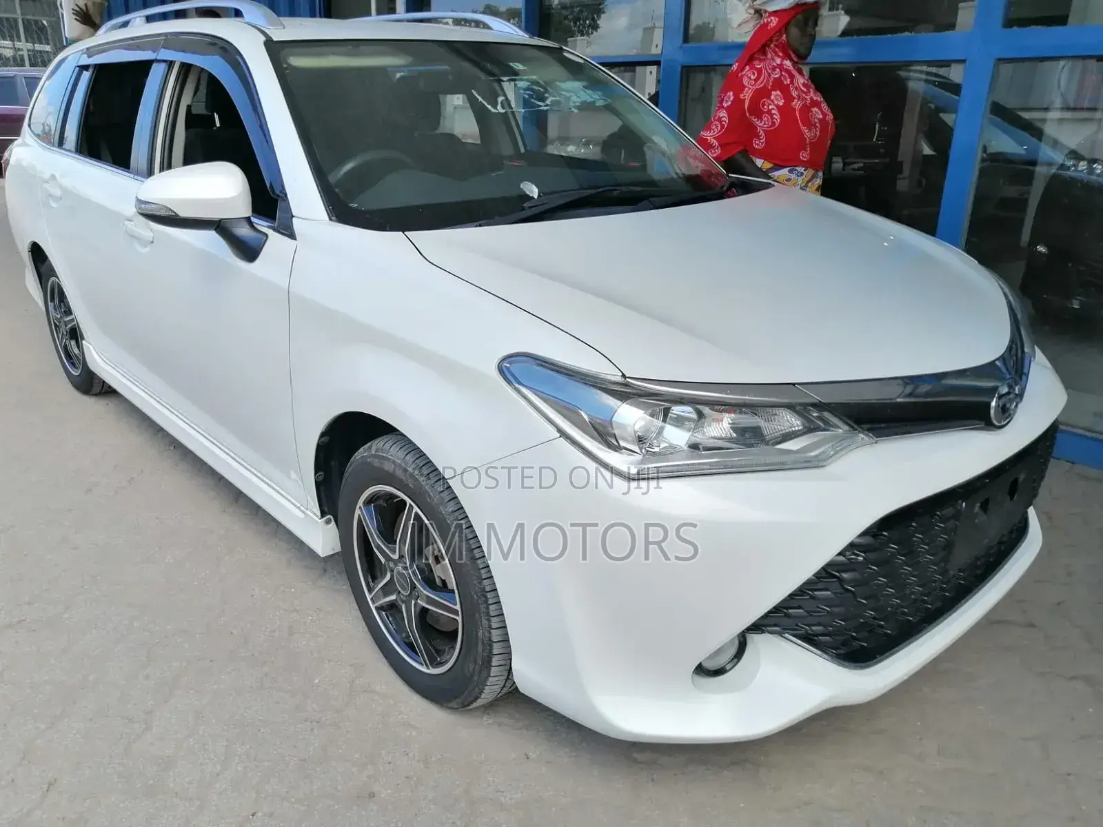 Toyota Corolla Fielder 2017 White