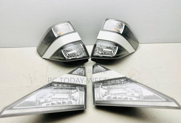 VELLFIRE 20 System Genuine Right and Left Set Tail Light - main view