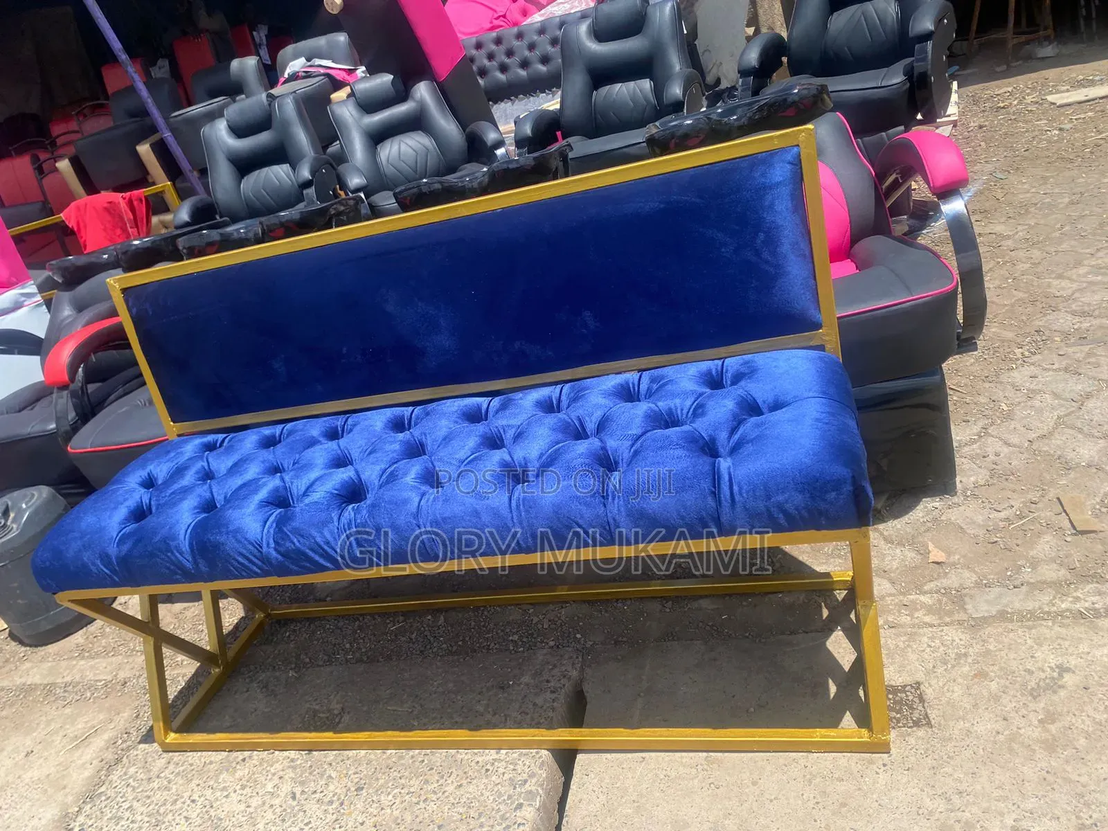 Blue Velvet Waiting Chair