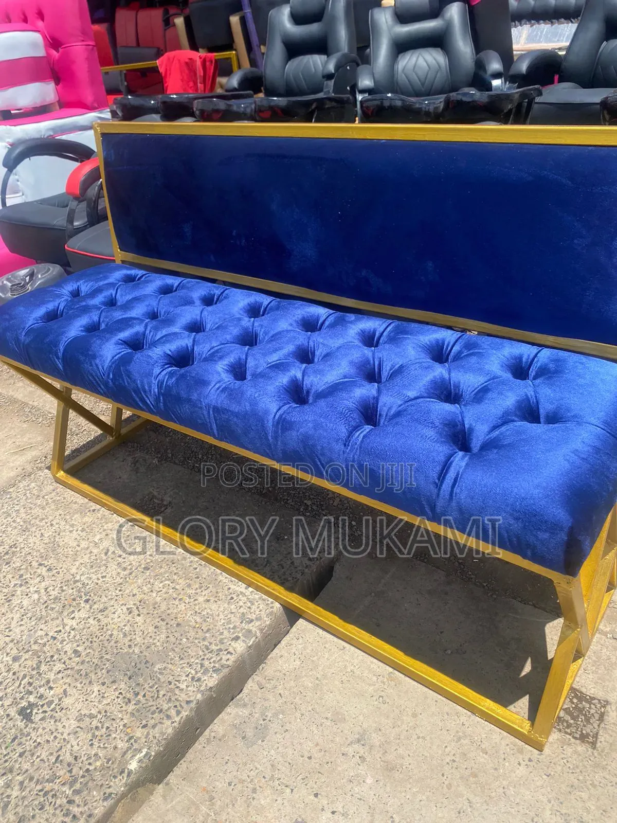 Blue Velvet Waiting Chair