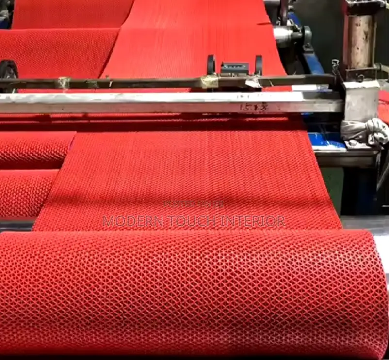 PVC Perforated Eco-Friendly Spaghetti Carpet