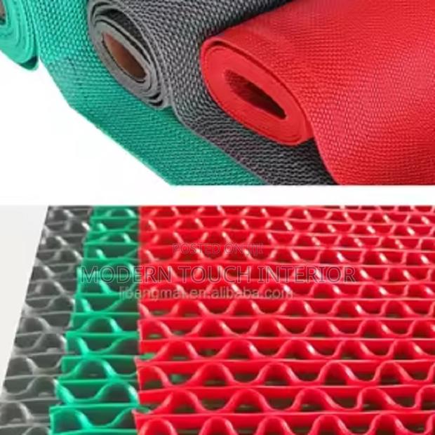 PVC Perforated Colorful Spaghetti Mats