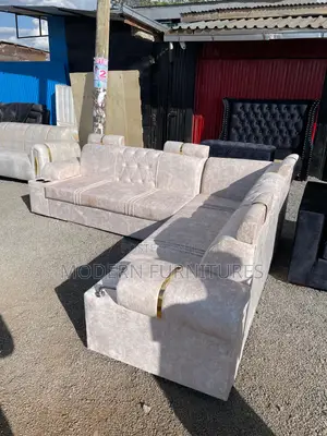 Cream 6 Seater L Sofa With Headrest