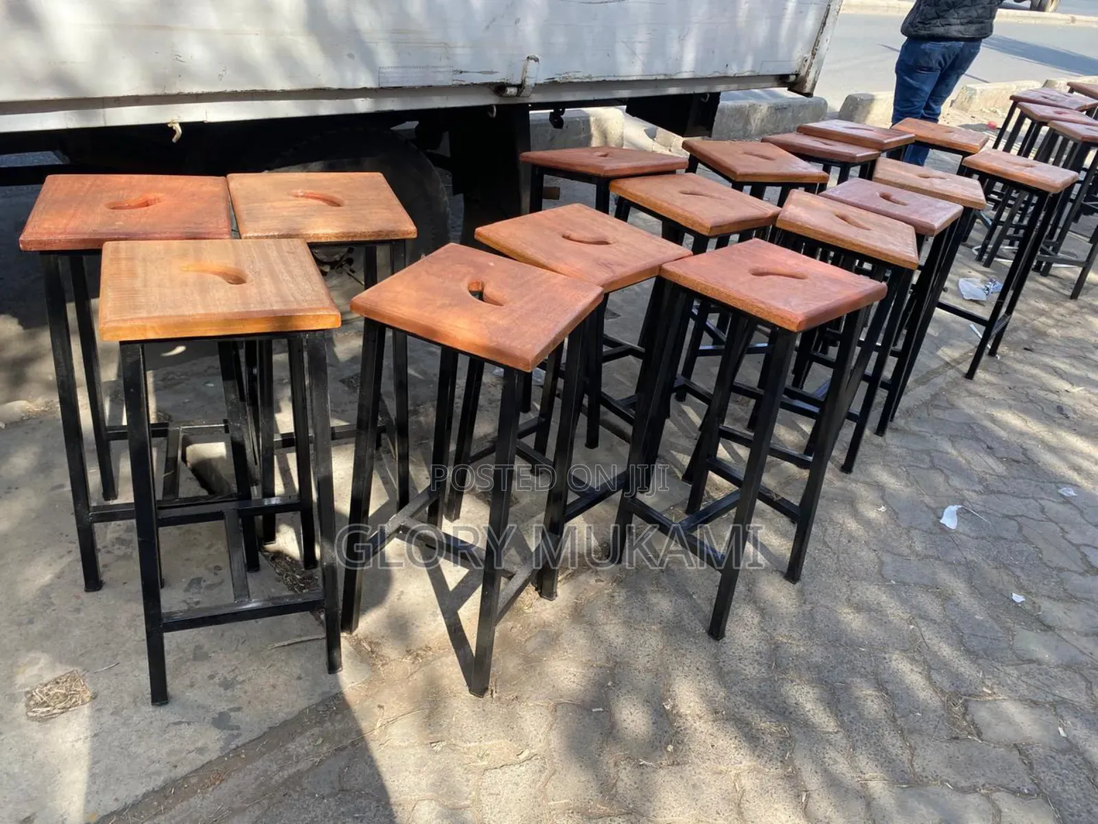 Mahogany Wooden Laboratory Stools