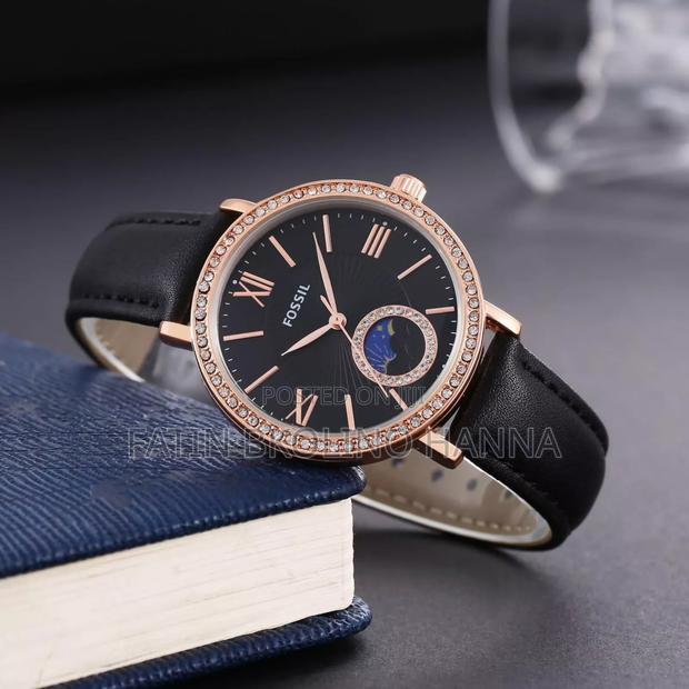 Leather Fossil Watch - main view