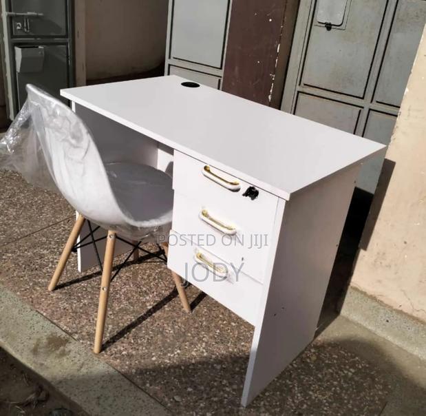 Elite Office Desk + Modern Office Chair - main view