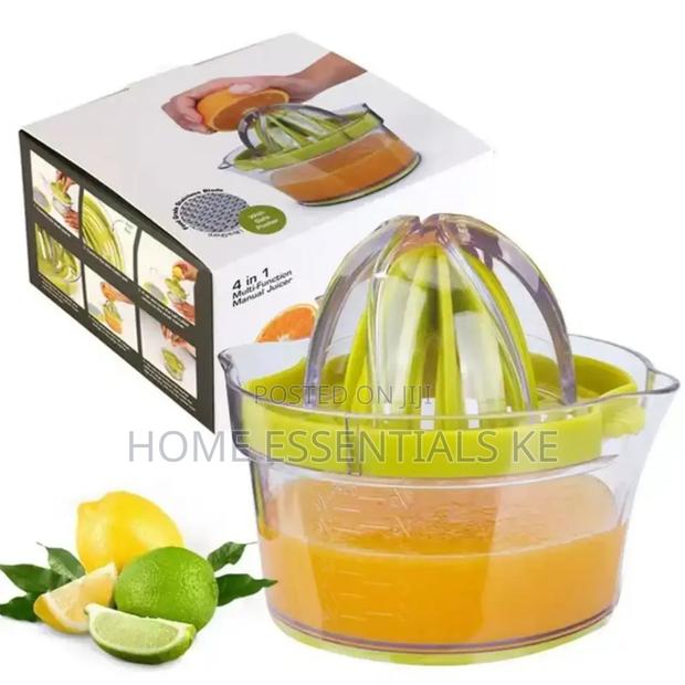 Multi~Function Manual Squeeze Hand Press Juicer