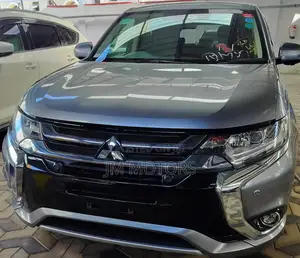 Mitsubishi Outlander 2017 Gray