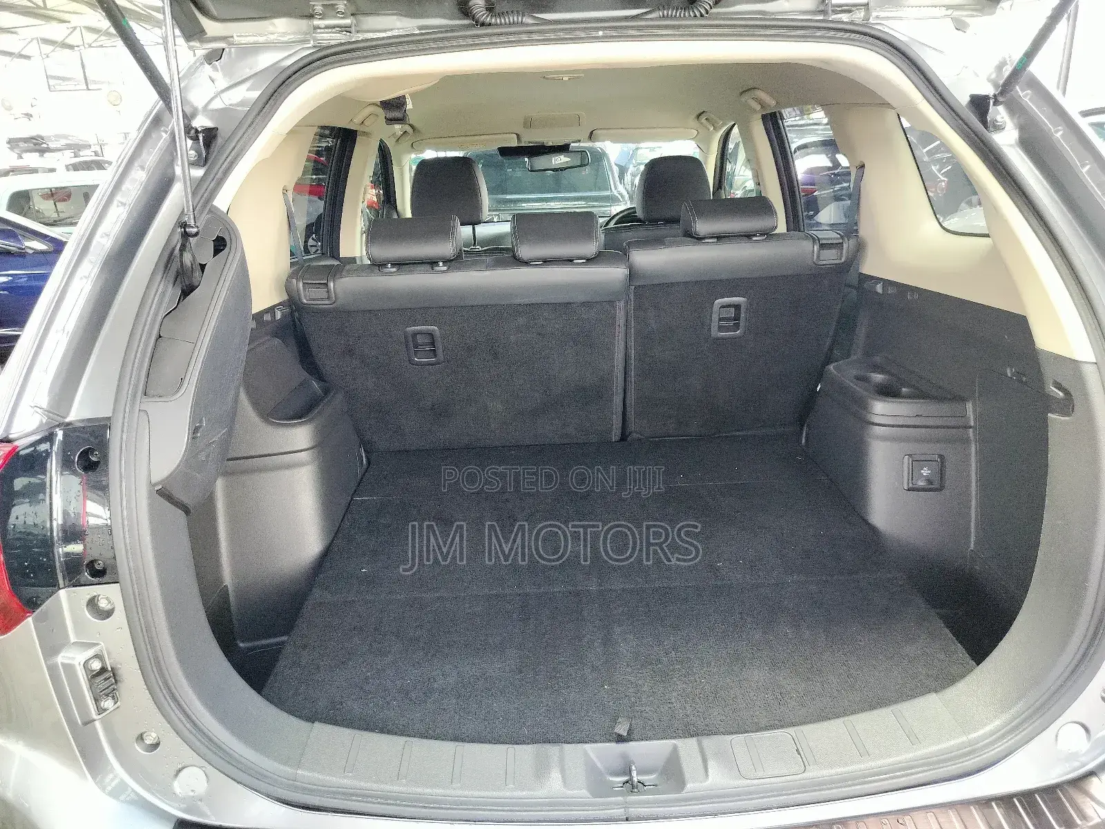 Mitsubishi Outlander 2018 Gray
