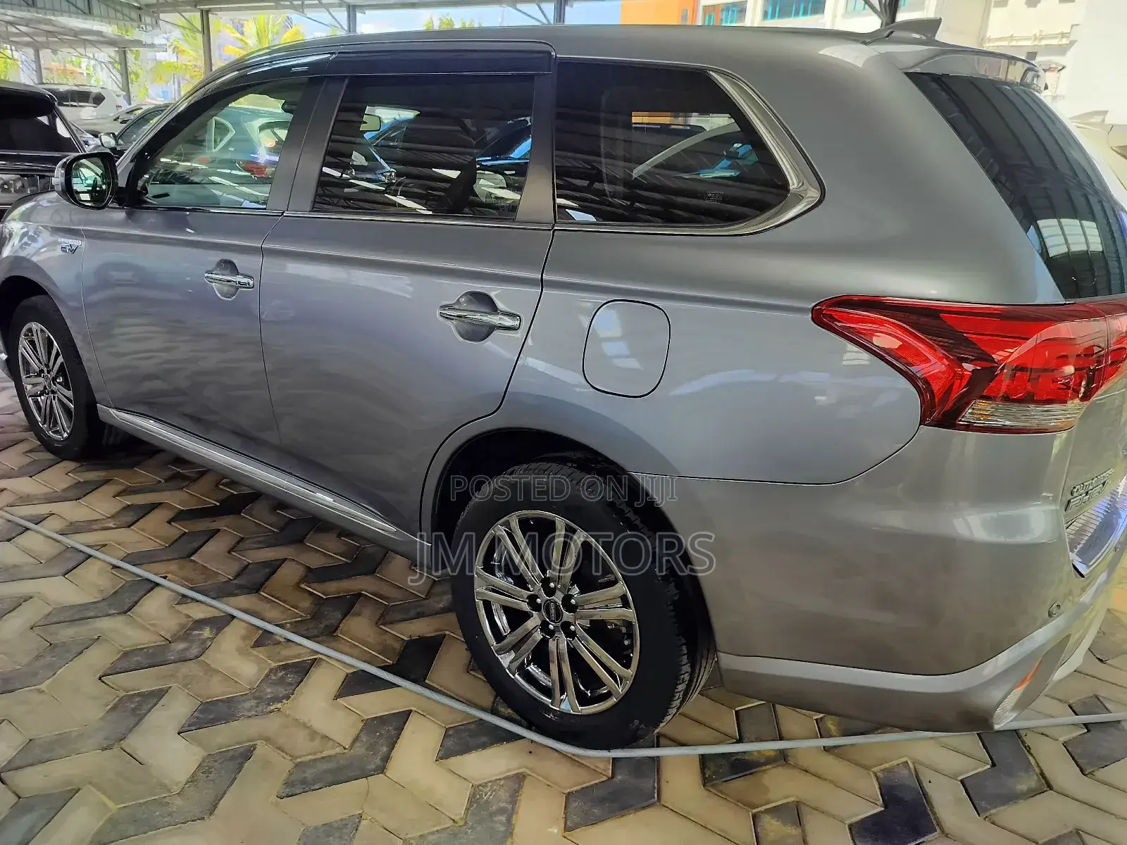 Mitsubishi Outlander 2018 Gray
