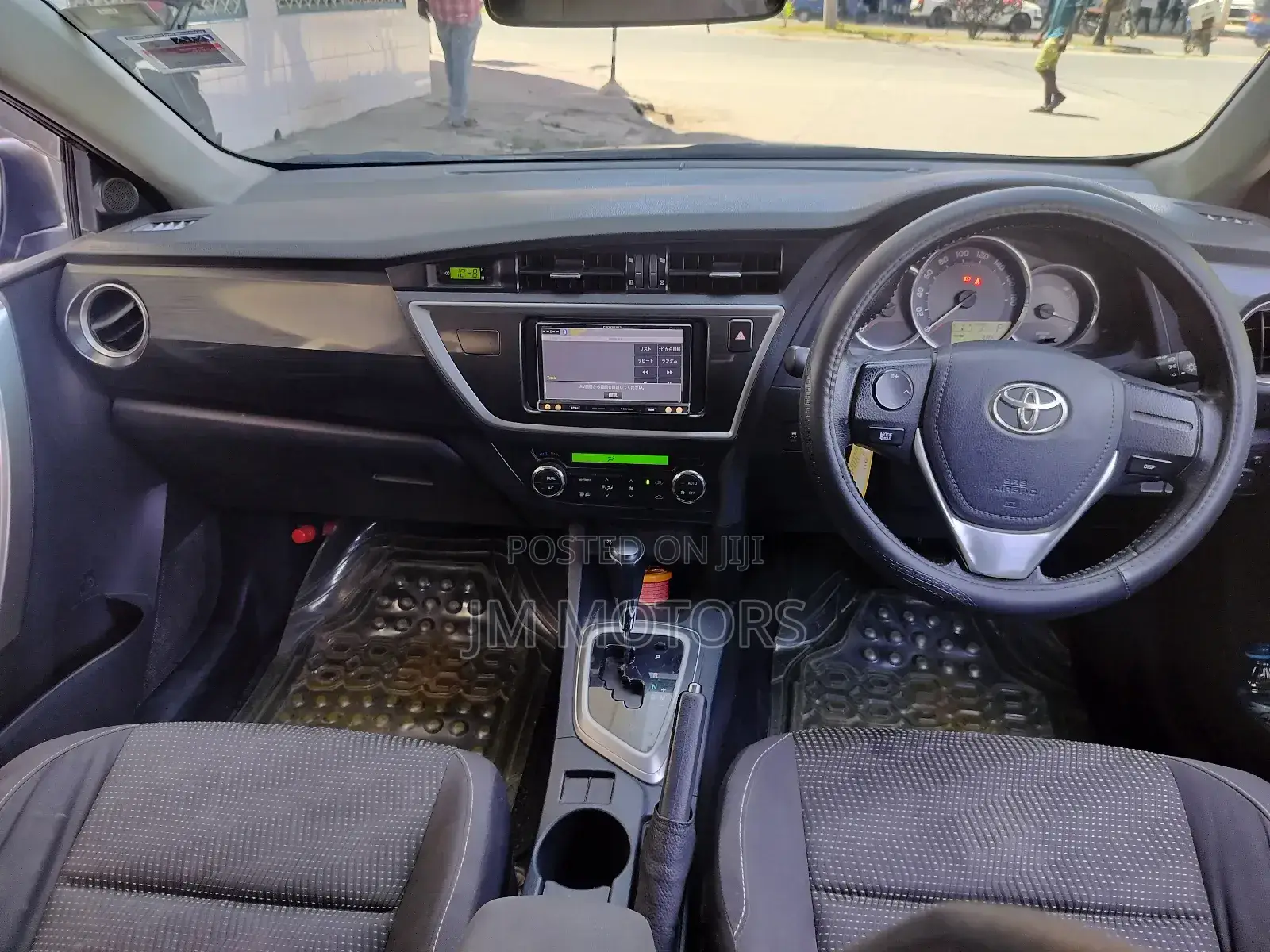 Toyota Auris 2014 Black