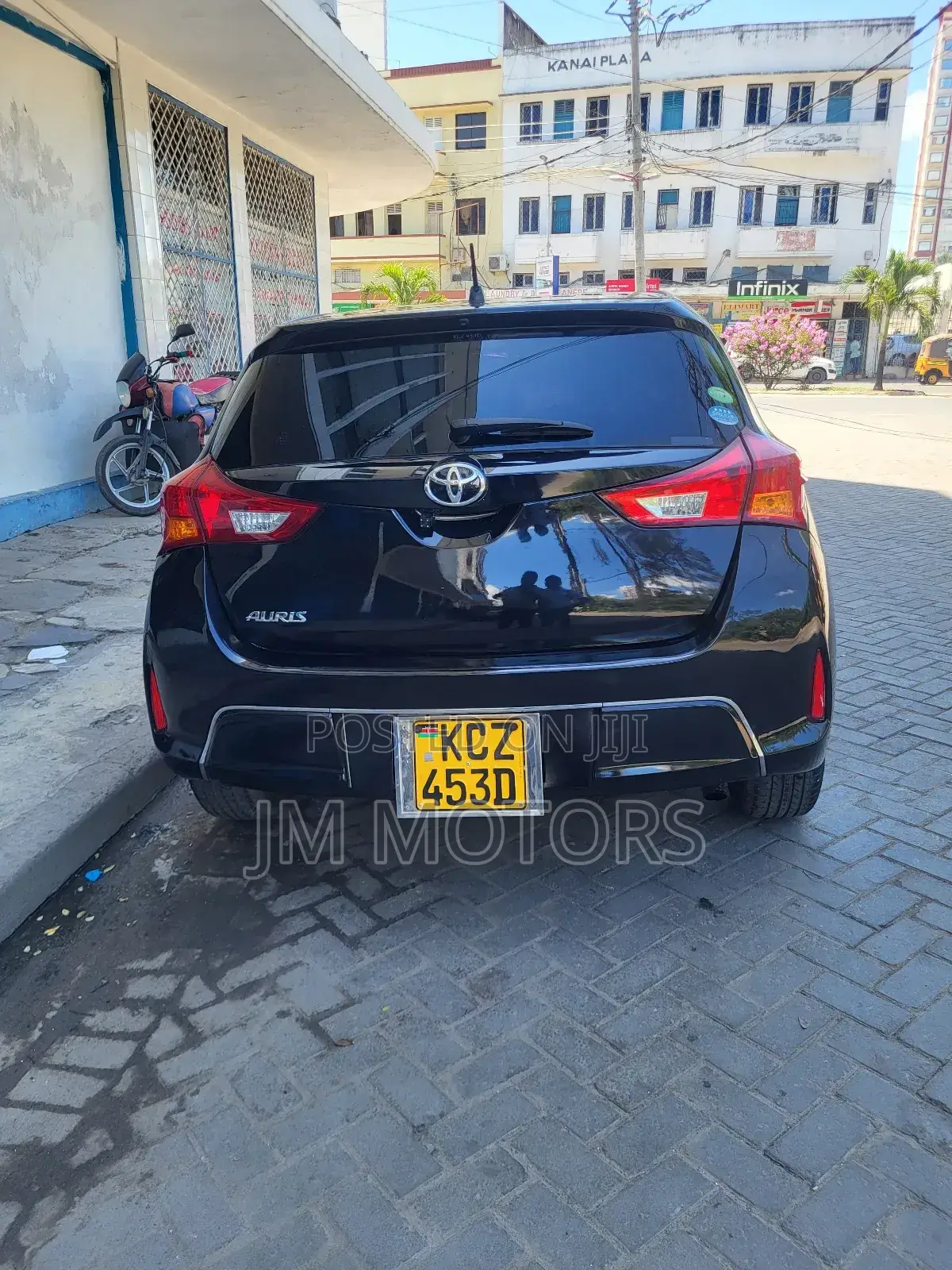 Toyota Auris 2014 Black