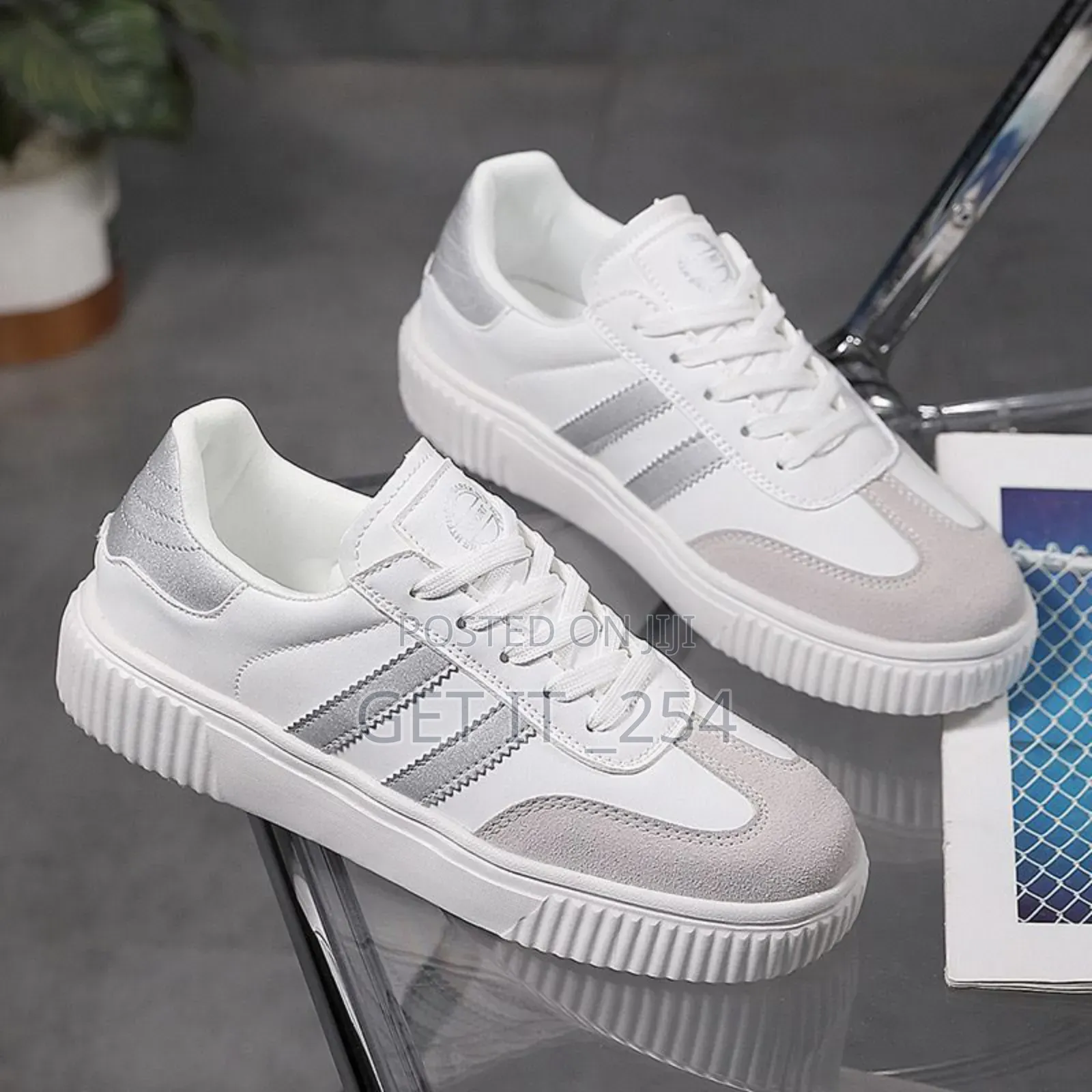*Ladies Classic Sneakers *
*Size 36- 42*