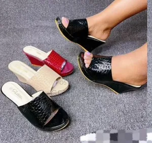 Open Wedge 
Size 36-40