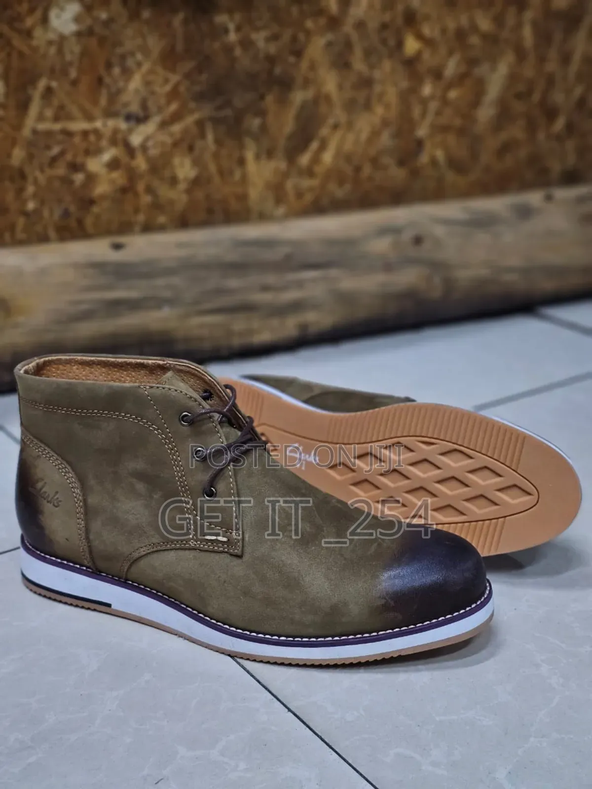 Clarks Sneakers
Sizes 39-45