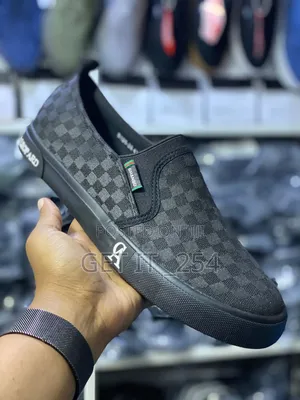 Leopards 
Size 40-45