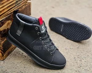 Timberland 
Size 40-45