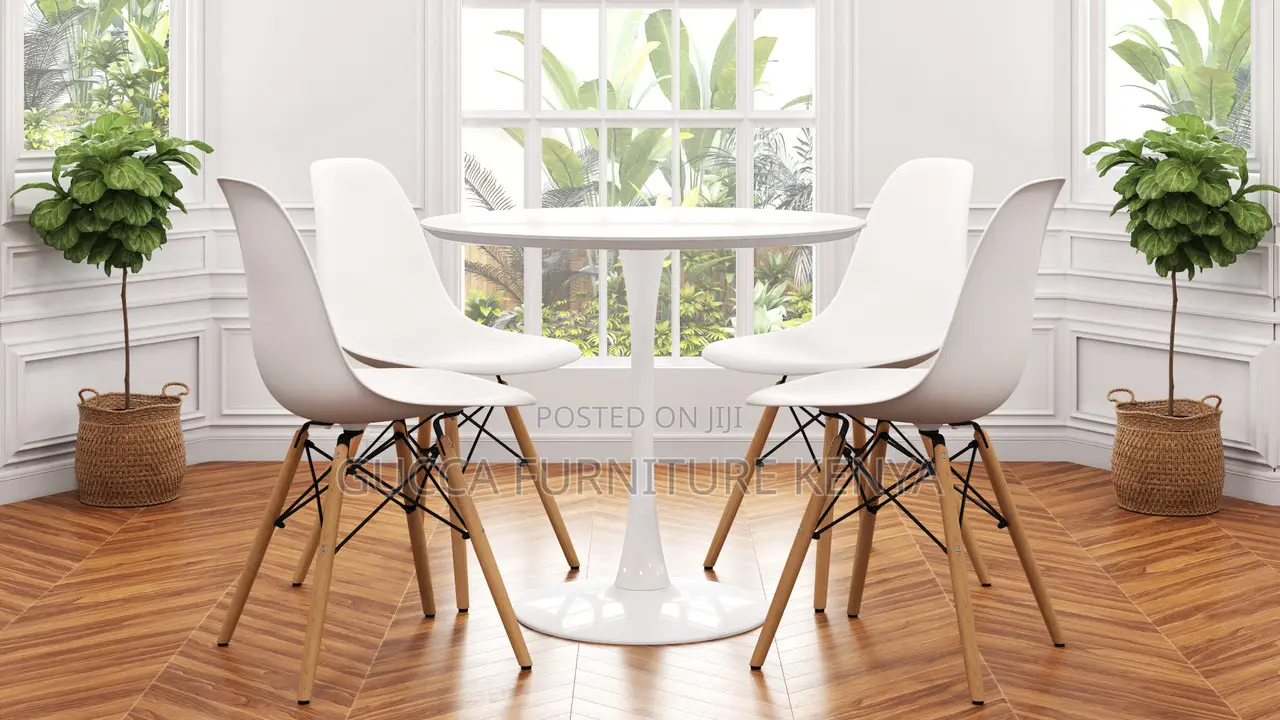 Office Tables:4-Seater Simple Tulip Round Dining Table
