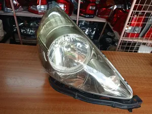 RHS Front Light Honda Fit 2005/7 Nonzenon Type