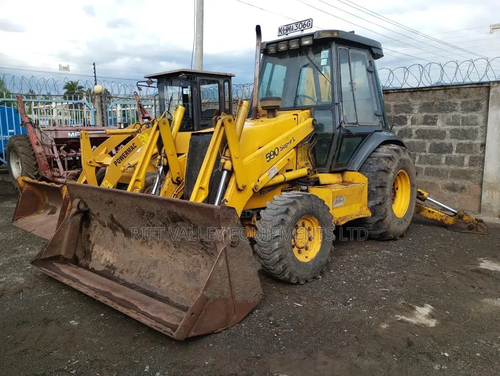 Case 590 Super L Backhoe Loader