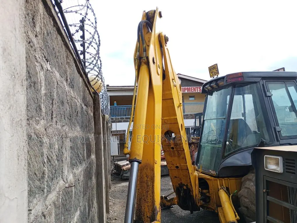 Case 590 Super L Backhoe Loader