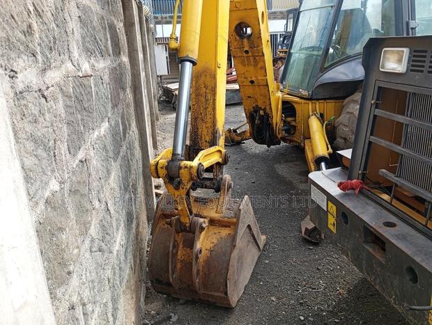 Case 590 Super L Backhoe Loader - thumbnail 11