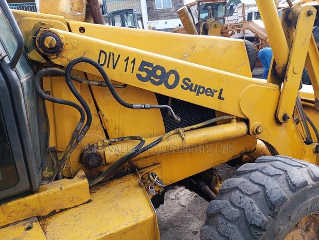 Case 590 Super L Backhoe Loader - thumbnail 13