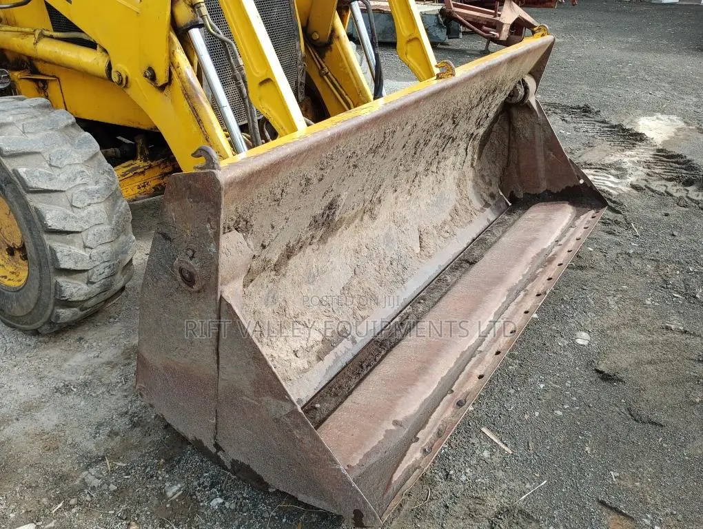 Case 590 Super L Backhoe Loader